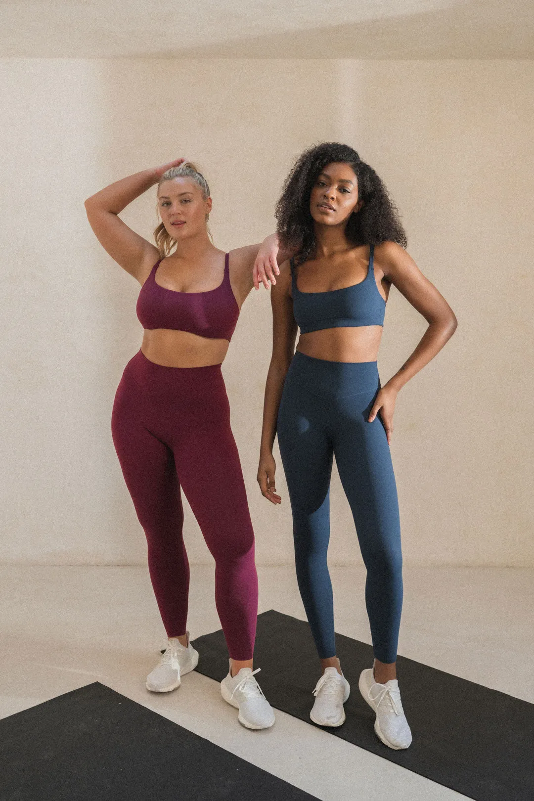 Cloud II™ Scoop Bra - Blackberry