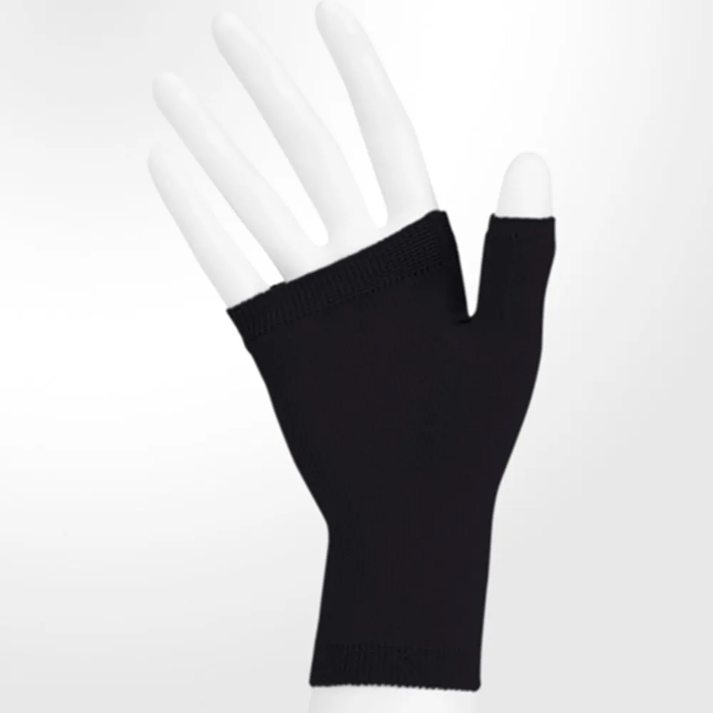 Juzo 2001 Soft Seamless Gauntlet Right - 20-30 mmHg