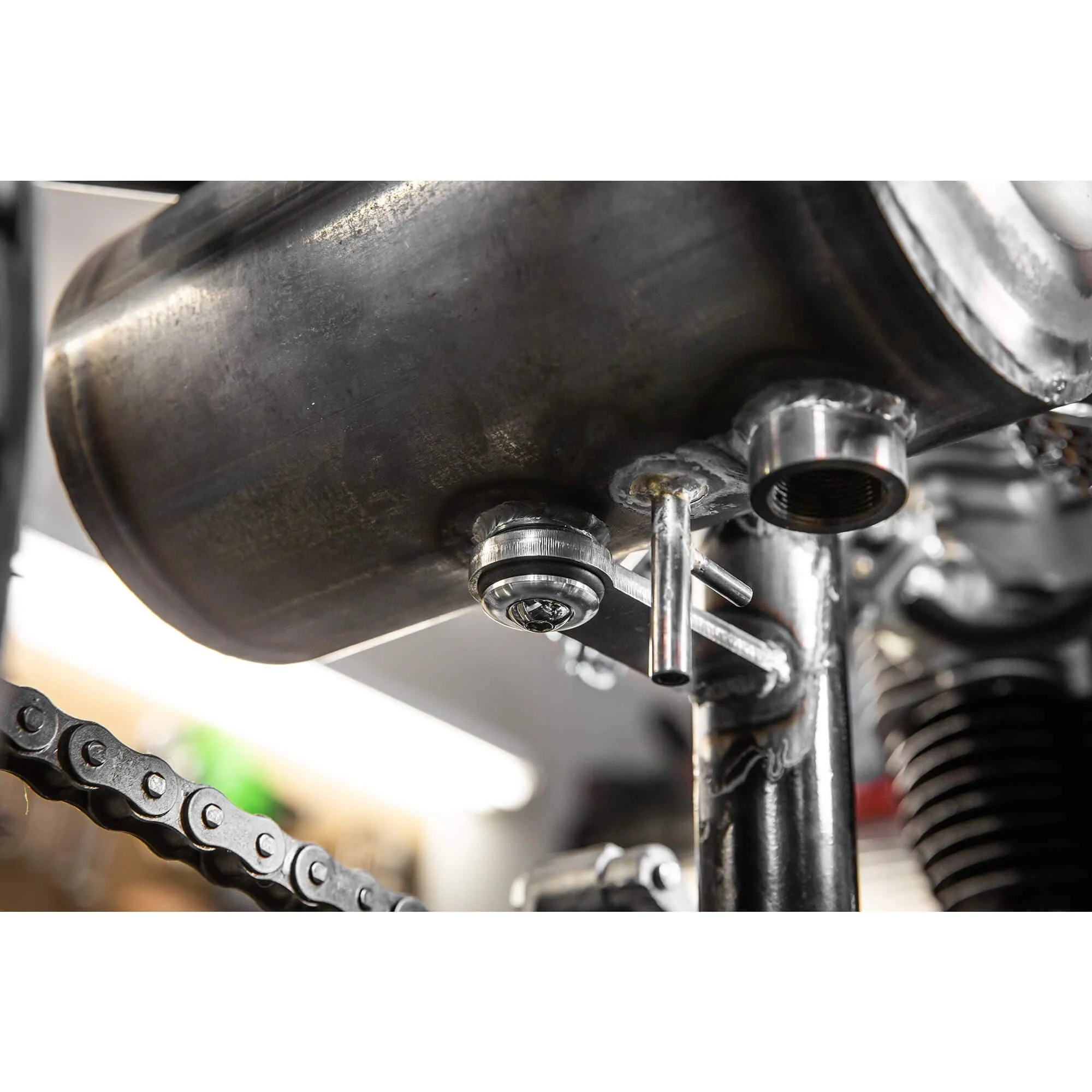 Rubber Mount Bracket Kit for Lowbrow Oil Tanks - for 500 / 650 c.c. unit Triumph Motorcycles - Aluminum Washers