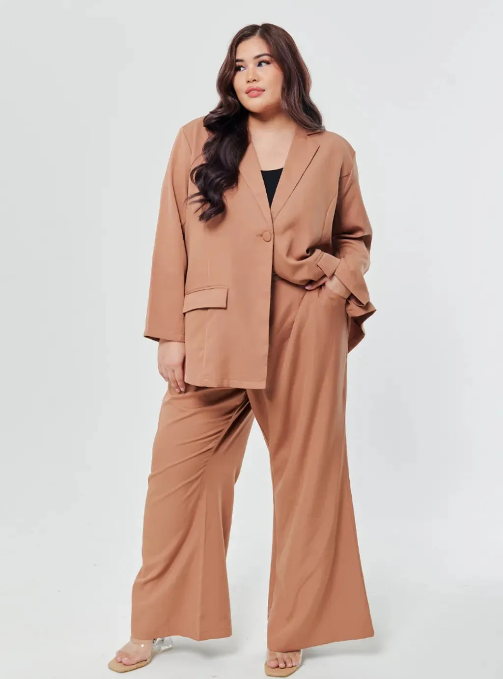 Set Lapel Collar Blazer with Bootcut Tuxedo Pants