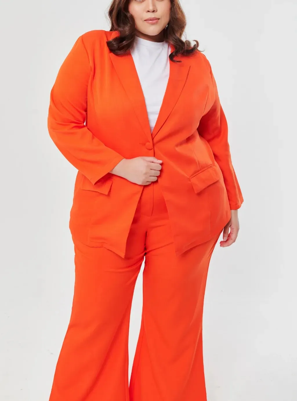 Set Lapel Collar Blazer with Bootcut Tuxedo Pants