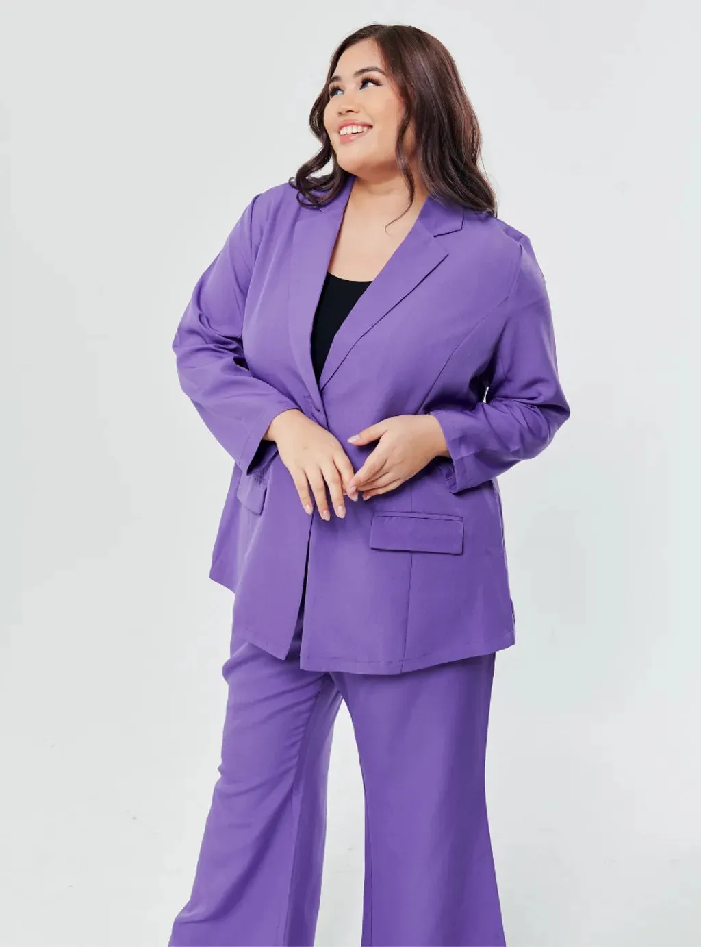 Set Lapel Collar Blazer with Bootcut Tuxedo Pants